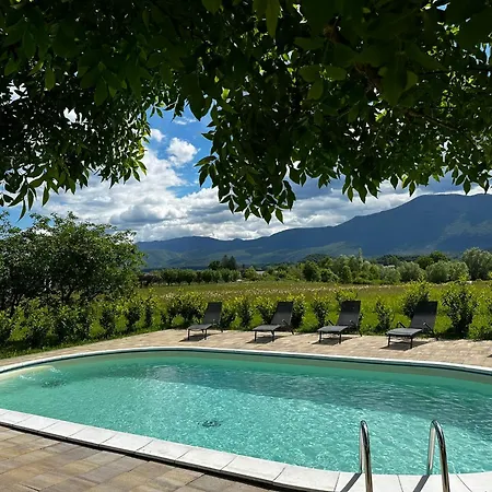 Laguna Royale Concept Apartment